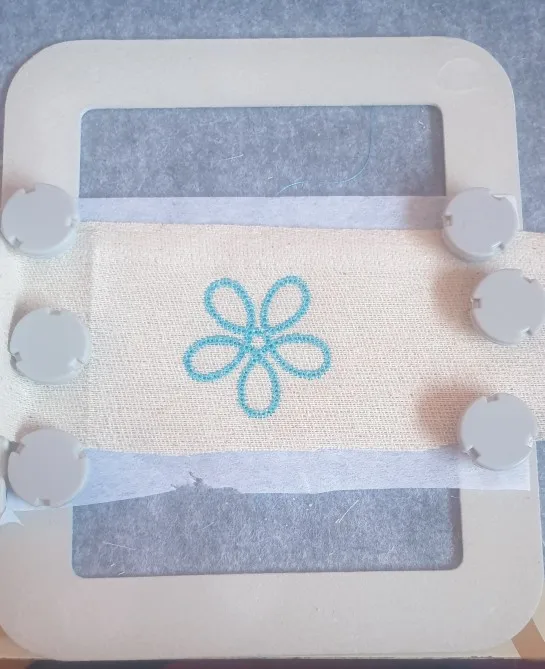 magnifying glasses for needlework