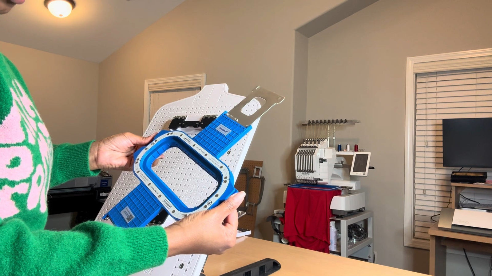 Plastic Embroidery Frames: Essential Selection, Usage, and Care Guide for Machine Embroidery