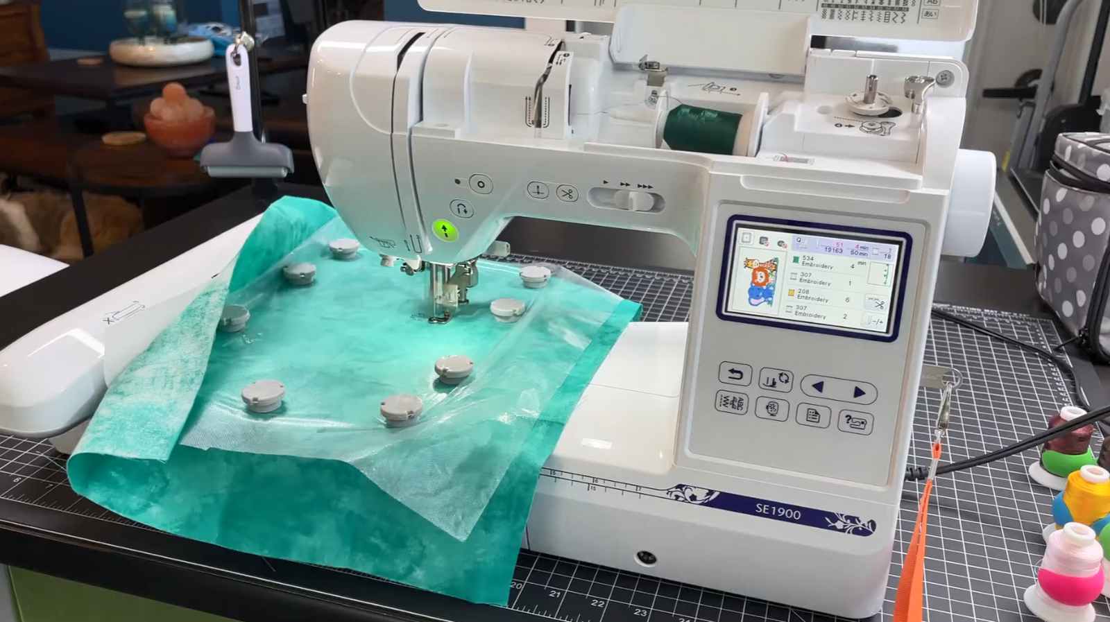Thread Spool Mastery: Types, Mounting Tips, and Hidden Features Explai ...